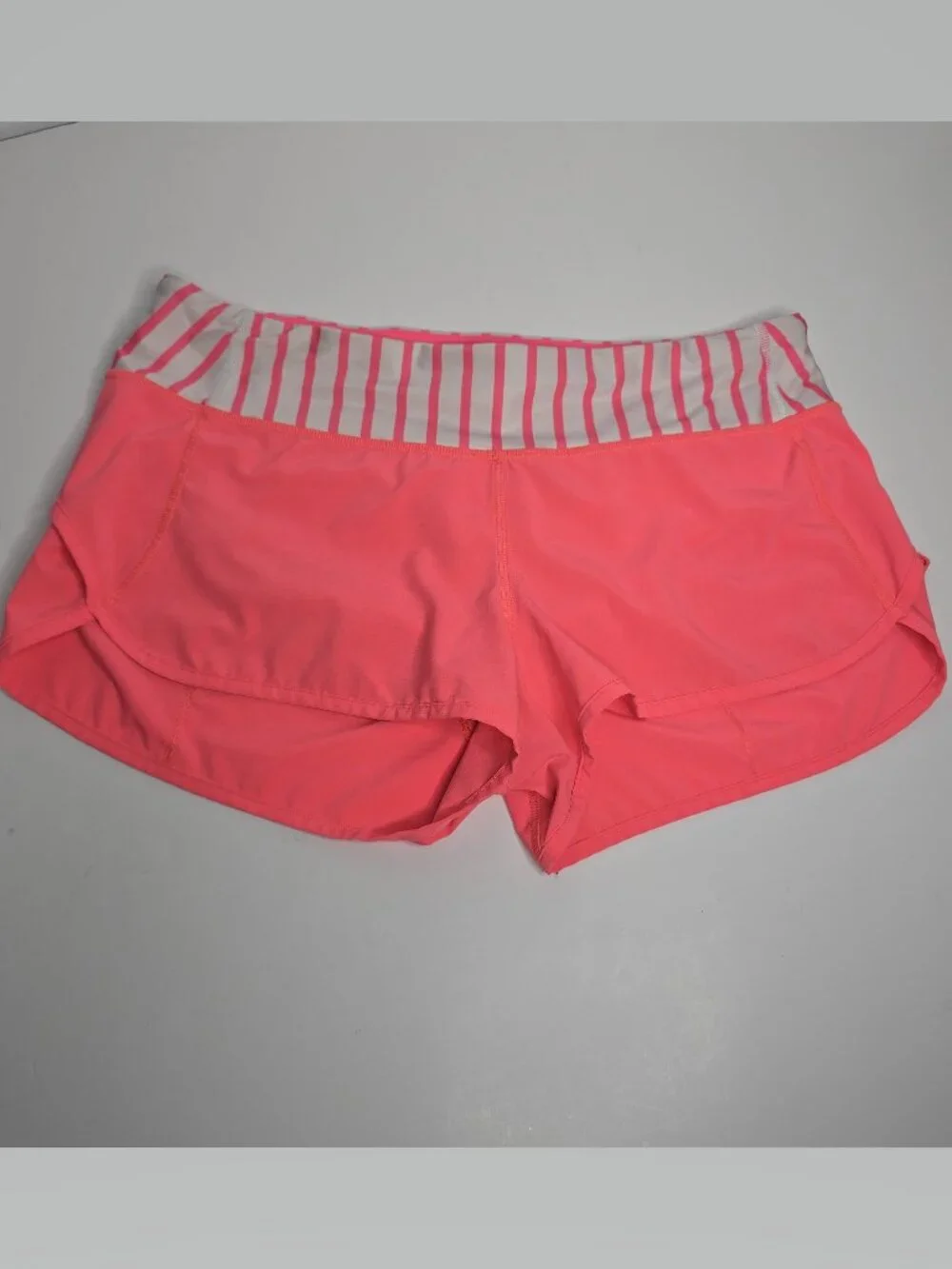 Lululemon Speed Running Shorts Pink Womens Sz 10 Activewear Athletic Striped